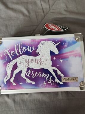 Unicorn 'Follow Your Dreams' Carry Case - Purple Pink Blue Lockable With 2 Keys